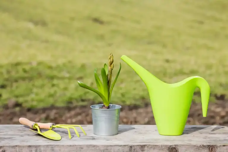 smart garden tools Sweden summer